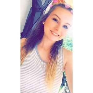 Meet your Posher, Kaitlyn